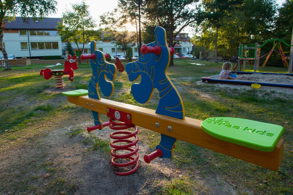 Hotel Niedzwiadek Wdzydze Kiszewskie Esterno foto