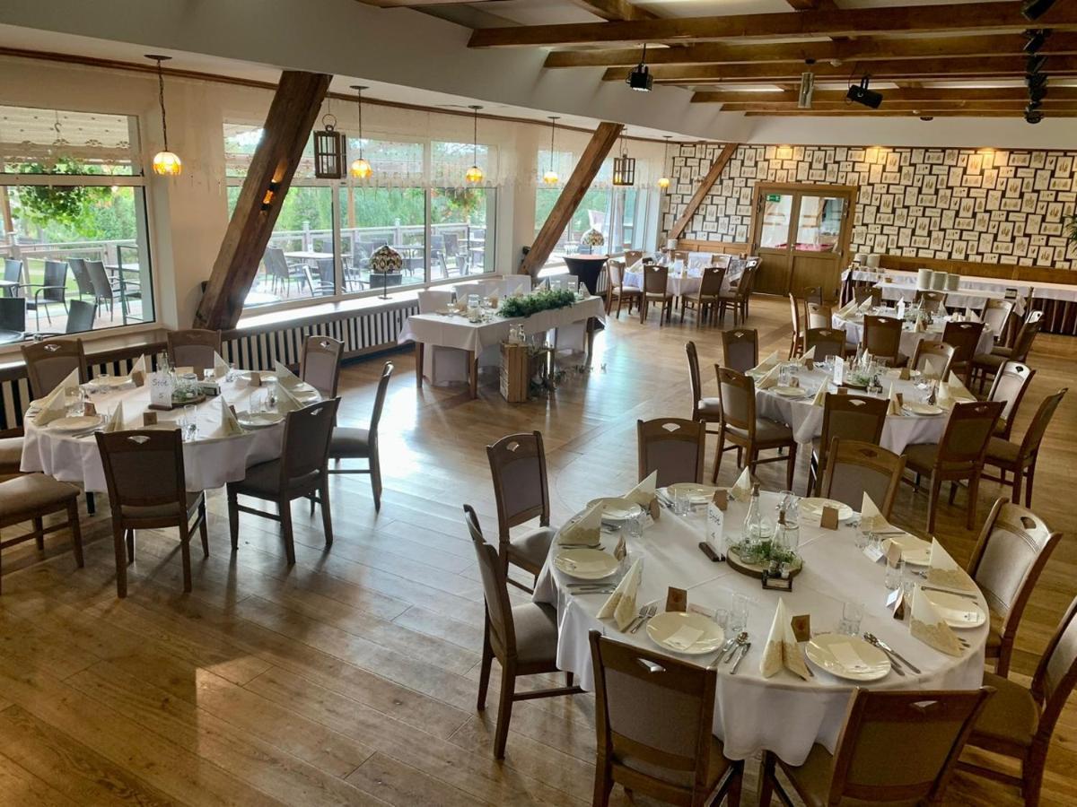 Hotel Niedzwiadek Wdzydze Kiszewskie Esterno foto