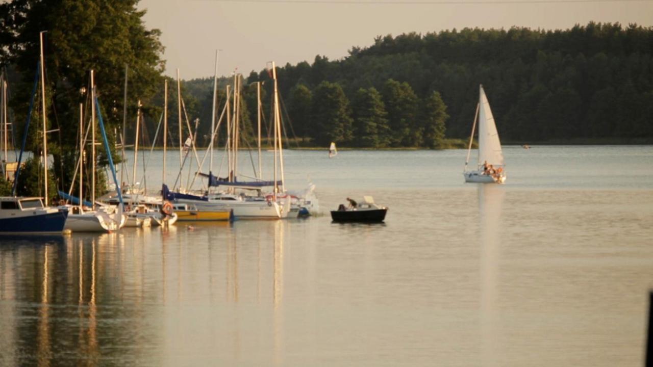 Hotel Niedzwiadek Wdzydze Kiszewskie Esterno foto